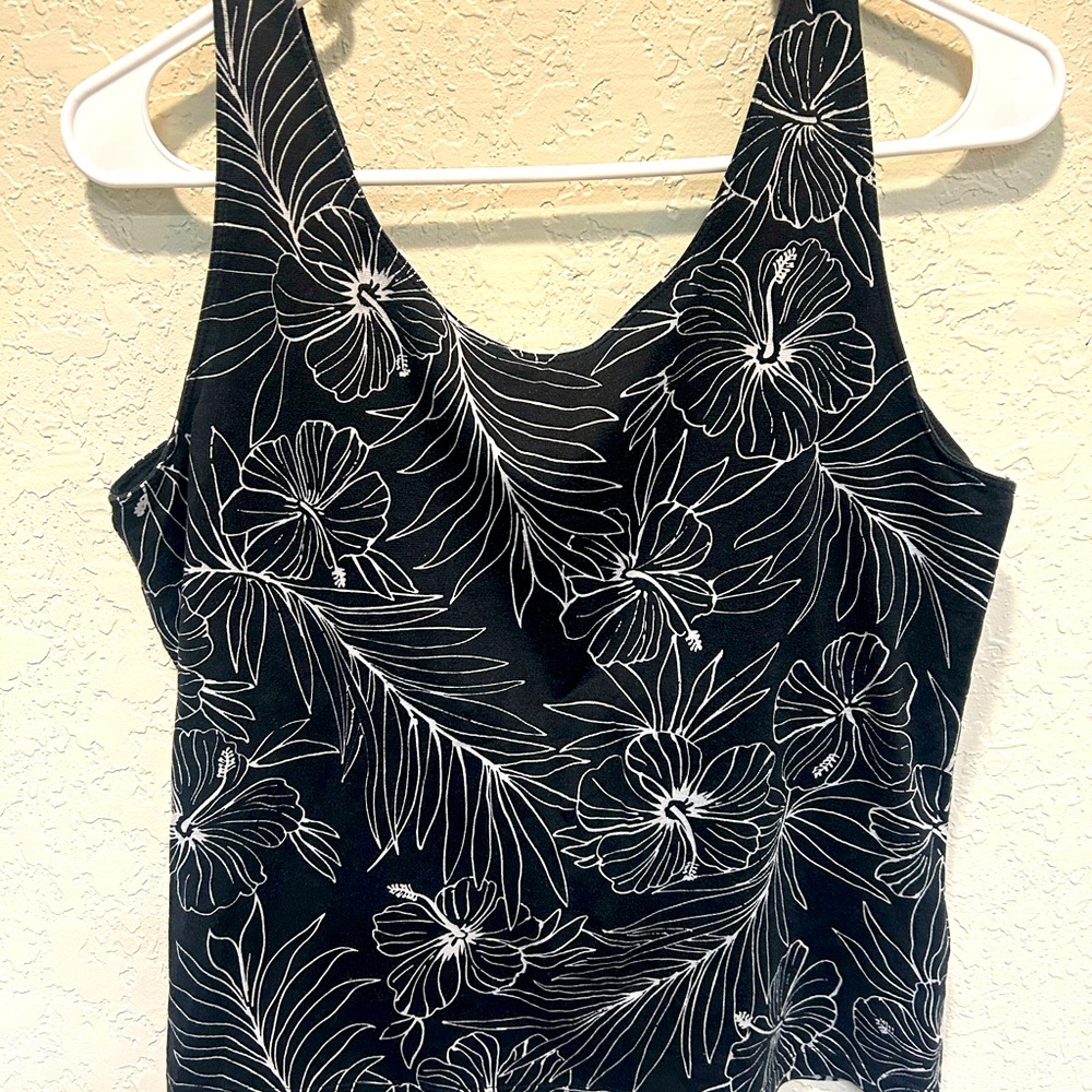 Tommy Bahamas women’s tank top